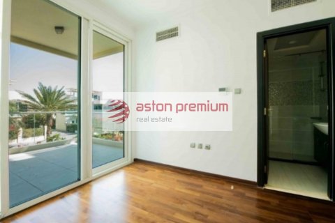 4 bedrooms Villa in The Sustainable City, UAE No. 105099 17