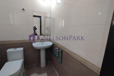 5 bedrooms Villa in Doha, Qatar No. 57422 10