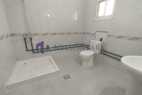 5 bedrooms Villa in Doha, Qatar No. 57422 8