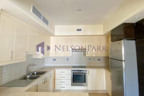 3 bedrooms Apartment in Doha, Qatar No. 57421 5
