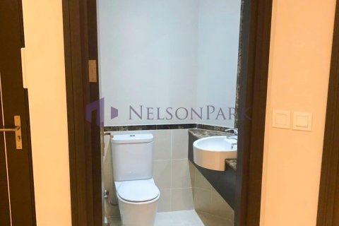 3 bedrooms Apartment in Doha, Qatar No. 57421 13