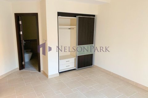 3 bedrooms Apartment in Doha, Qatar No. 57421 19