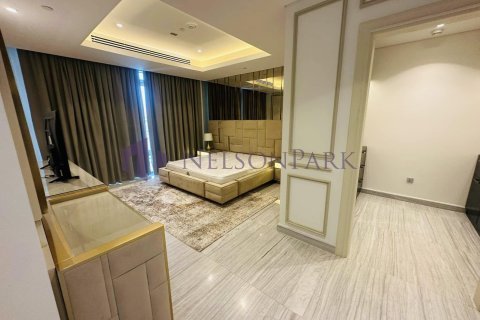 5 bedrooms Villa in Doha, Qatar No. 57315 6