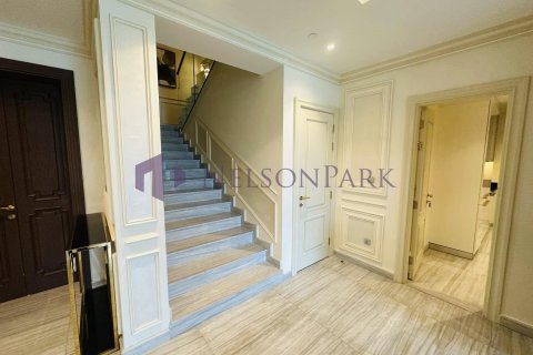 5 bedrooms Villa in Doha, Qatar No. 57315 22