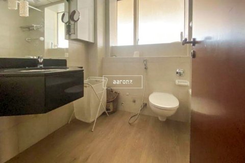 Apartment de 2 dormitorios en Jumeirah Lake Towers, UAE No. 102297 10
