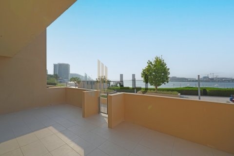 5 غرفة نوم  فيلا في Al Raha Beach, الإمارات العربية المتحدة رقم 39229 1