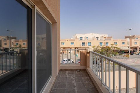 Commercial property de 5 dormitorios en Al Reef, UAE No. 79134 6
