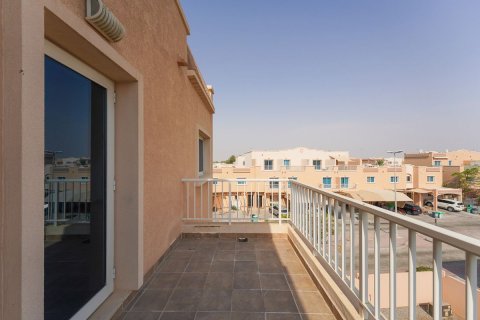 Commercial property de 5 dormitorios en Al Reef, UAE No. 79134 21