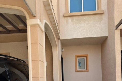 Commercial property de 5 dormitorios en Al Reef, UAE No. 79134 13