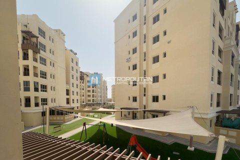 Apartment de 2 dormitorios en Baniyas, UAE No. 79126 4