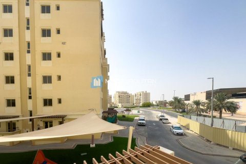 Apartment de 2 dormitorios en Baniyas, UAE No. 79126 10