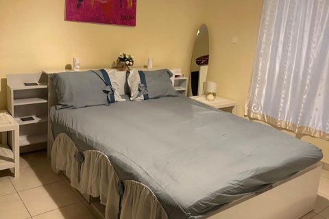 Apartment de 2 dormitorios en Baniyas, UAE No. 79126 8