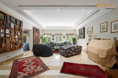 Villa de 5 dormitorios en The Lakes, UAE No. 20012 3
