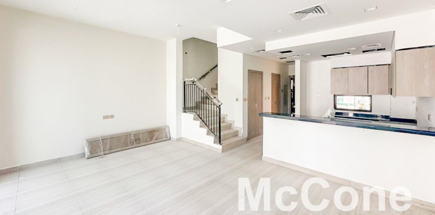 Townhouse de 3 dormitorios en Park Residences, UAE No. 74504