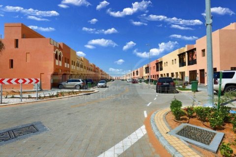2 bedrooms Villa in Hydra Village, UAE No. 12044 18