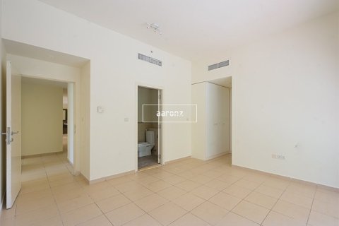 3 bedrooms Apartment  No. 106757 6