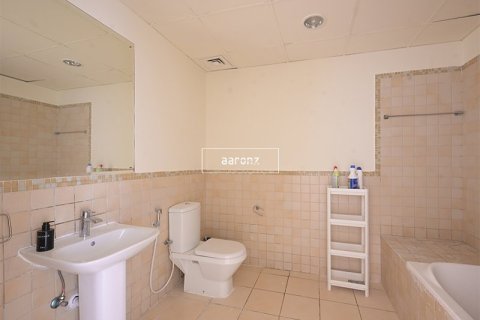 3 bedrooms Apartment  No. 106757 10