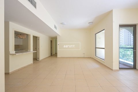 3 bedrooms Apartment  No. 106757 16