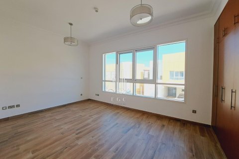 Villa de 4 chambres à Al Bateen, UAE No. 37295 24