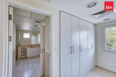 4 غرف نوم فيلا في دبي, الإمارات العربية المتحدة رقم 104504 4