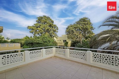 4 غرف نوم فيلا في دبي, الإمارات العربية المتحدة رقم 104504 17