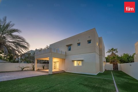 4 غرف نوم فيلا في دبي, الإمارات العربية المتحدة رقم 104504 18