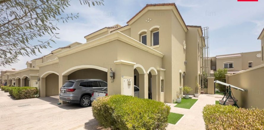Townhouse de 3 chambres à Dubai, UAE No. 104605