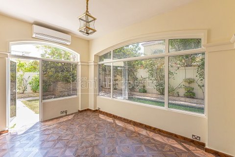 Villa de 3 chambres à Dubai, UAE No. 104608 17