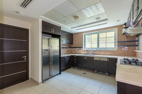 Villa de 3 chambres à Dubai, UAE No. 104608 23