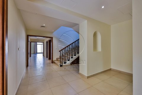 Villa de 5 dormitorios en Abu Dhabi, UAE No. 90058 19