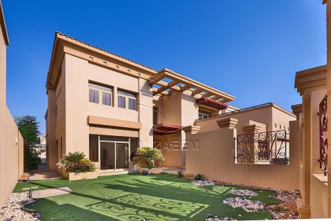 Villa de 5 dormitorios en Abu Dhabi, UAE No. 90058 25
