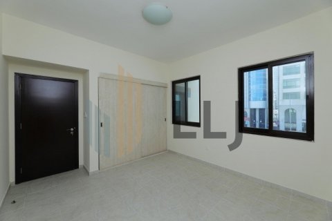 Villa de 5 dormitorios en Al Khalidiya, UAE No. 55511 20