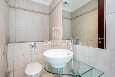 2 bedrooms Villa in Umm Suqeim, UAE No. 85636 16