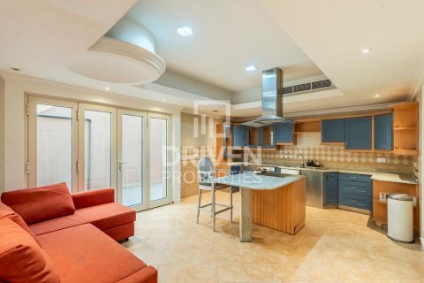 2 bedrooms Villa in Umm Suqeim, UAE No. 85636 11