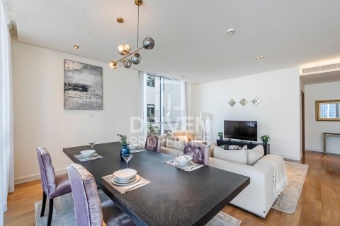 Apartment de 3 dormitorios en City Walk, UAE No. 85347 4