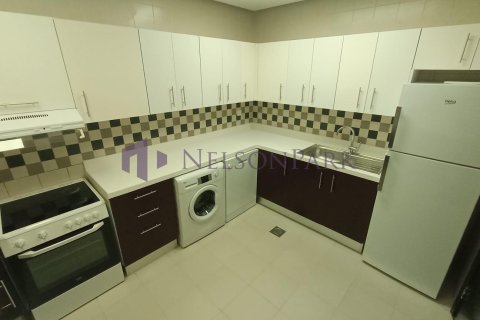 2 bedrooms Apartment in Doha, Qatar No. 57753 7