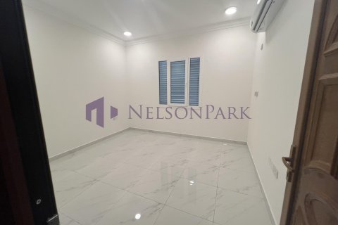 Villa de 7 chambres à Doha, Qatar No. 57757 17