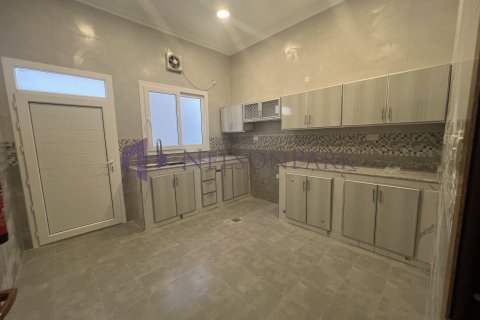 Villa de 7 chambres à Doha, Qatar No. 57757 9