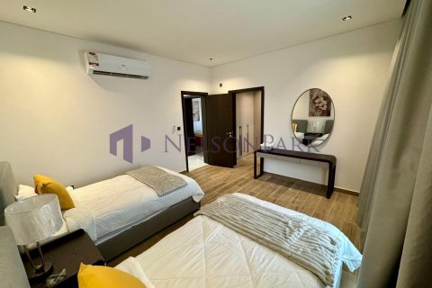 5 bedrooms Villa in Doha, Qatar No. 57740 11