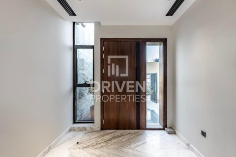 Villa de 5 dormitorios en Nad Al Sheba 1, UAE No. 84319 6