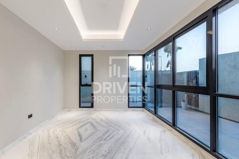 Villa de 5 dormitorios en Nad Al Sheba 1, UAE No. 84319 9