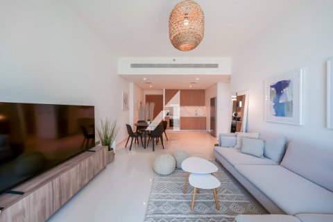 Apartment de 1 dormitorio en EMAAR Beachfront, UAE No. 101753 4
