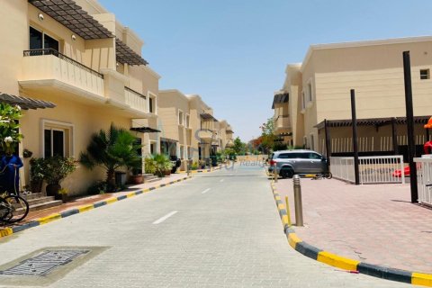 Villa de 5 chambres à Al Barsha, UAE No. 101737 8