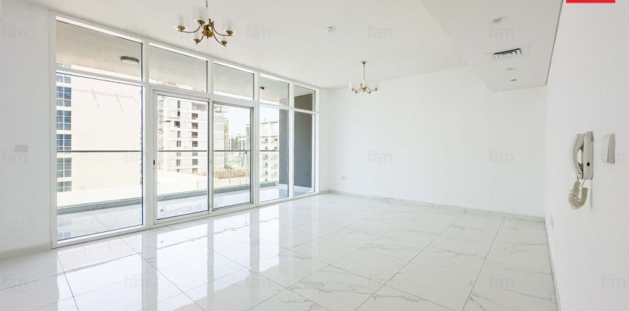 Apartment de 3 dormitorios en Al Satwa, UAE No. 80544