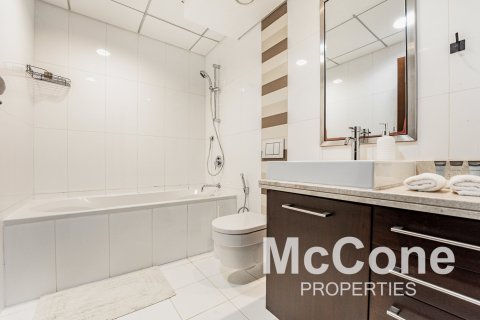 Apartment de 2 dormitorios en Boulevard Central Towers, UAE No. 74194 18