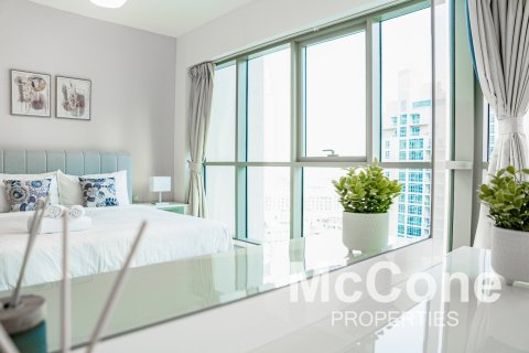 Apartment de 2 dormitorios en Boulevard Central Towers, UAE No. 74194 17