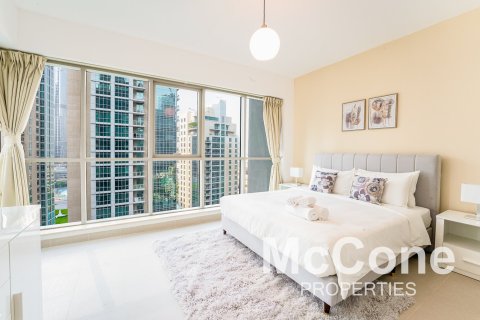 Apartment de 2 dormitorios en Boulevard Central Towers, UAE No. 74194 9
