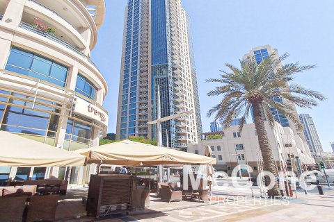 Apartment de 2 dormitorios en Boulevard Central Towers, UAE No. 74194 25