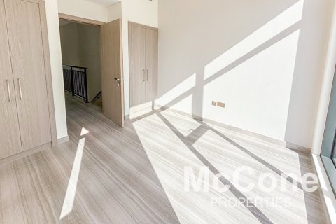 Townhouse de 4 dormitorios en Park Residences, UAE No. 74632 4