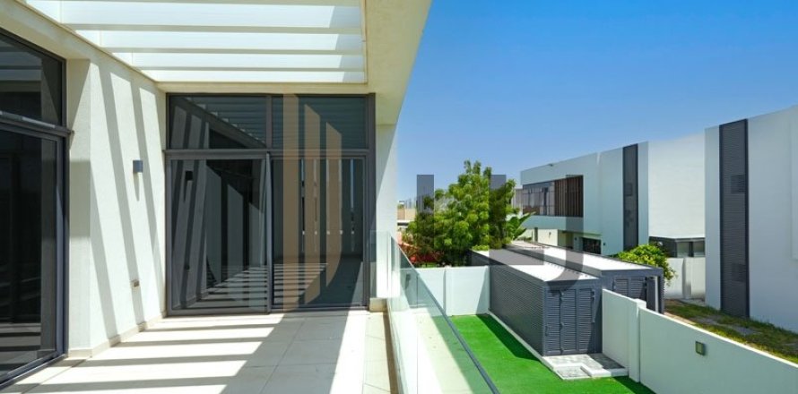 Villa de 4 dormitorios en Yas Island, UAE No. 48902